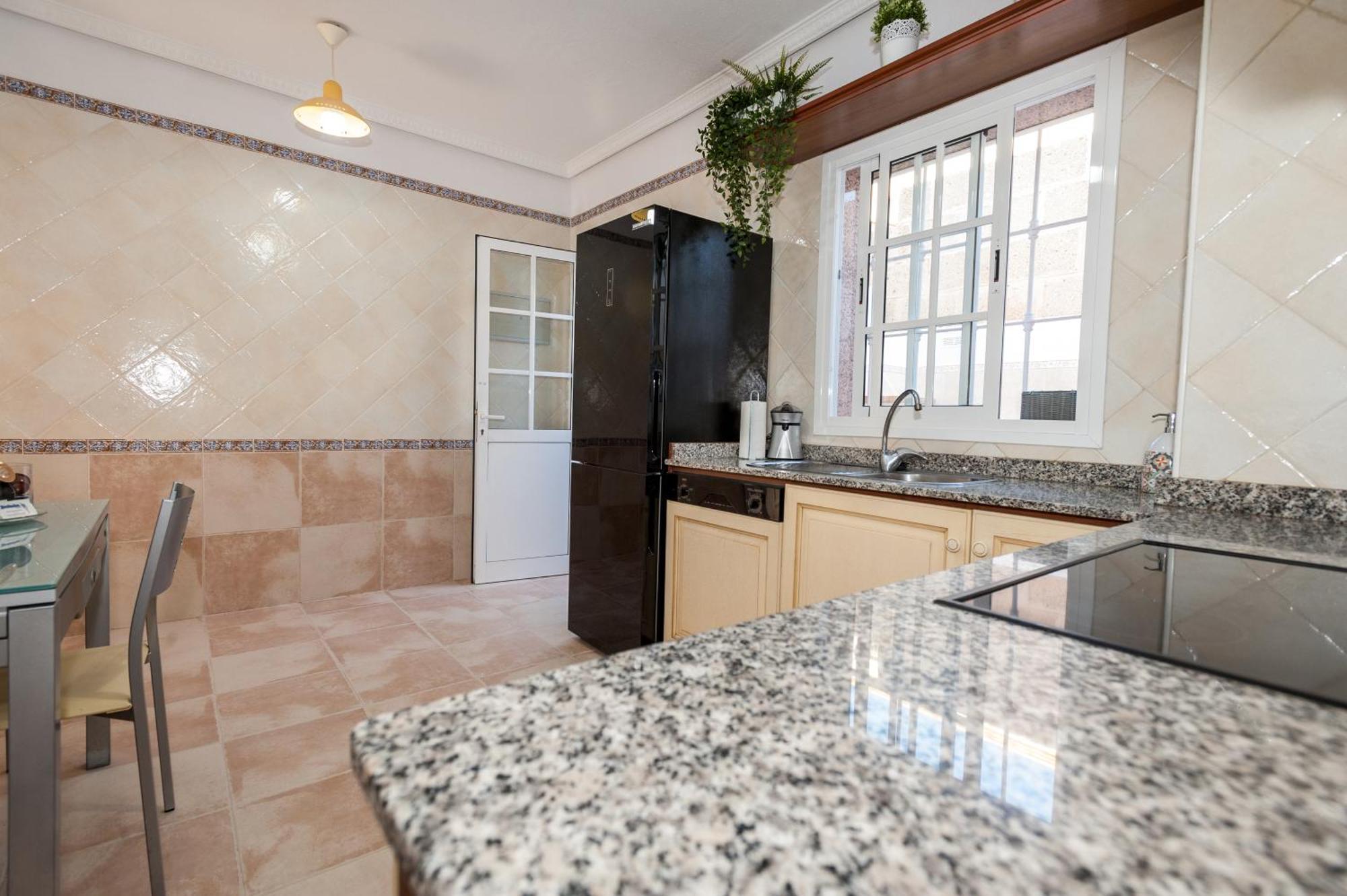 Villa Vanesa Luxury Private Villa With A Heated Pool, 4 Bedrooms And 4 Bathrooms 阿德耶 外观 照片